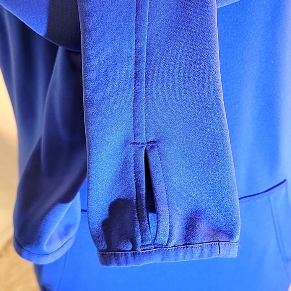 ❣️H.P.❣️The North Face Hooded Pull Over - Picture 2 of 8